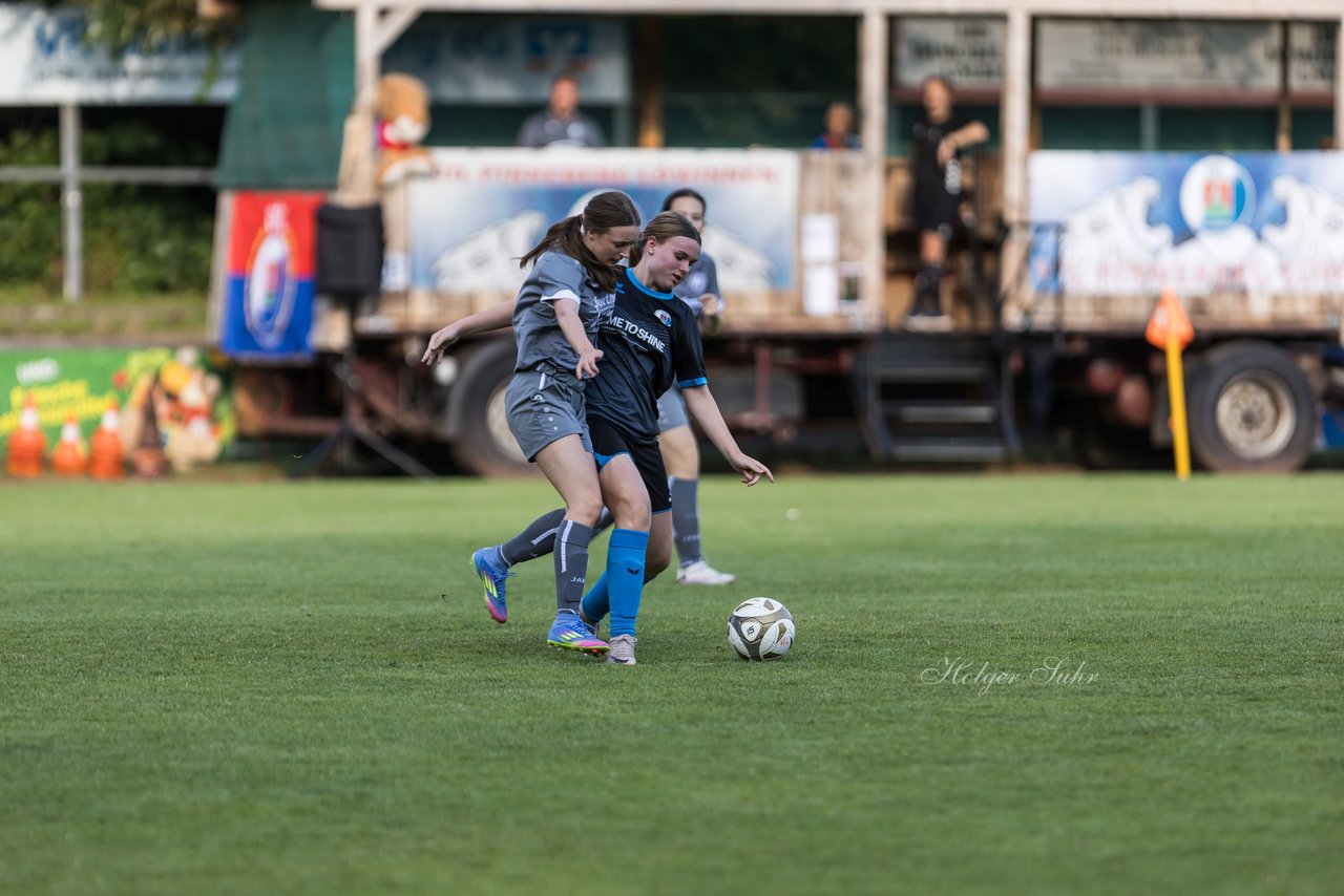 Bild 130 - Loewinnen Cup